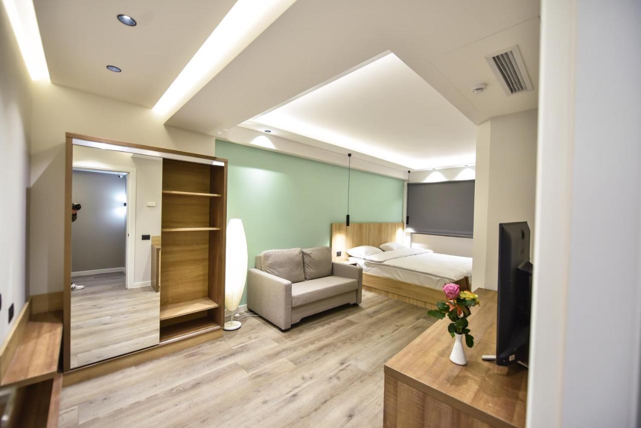 Baron Boutique Hotel Erivan Exterior foto